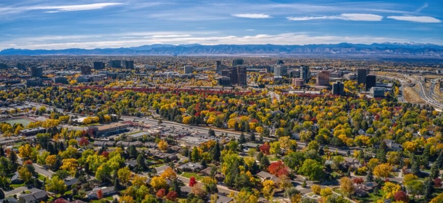 Aerial,View,Of,Aurora,,Colorado,In,Autumn